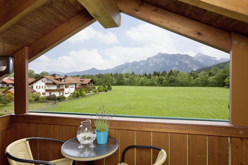 Апартаменты Haus Schlossblick Фюссен Экстерьер фото